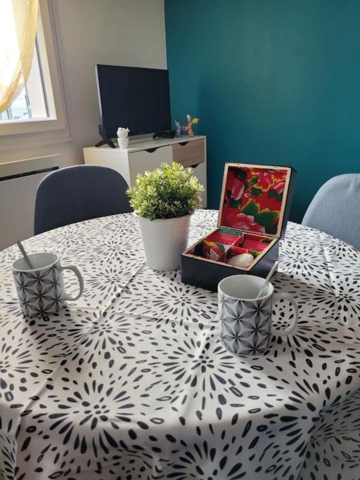 La Jolie Parenthese Apartment Longevilles-Mont-dʼOr Екстериор снимка